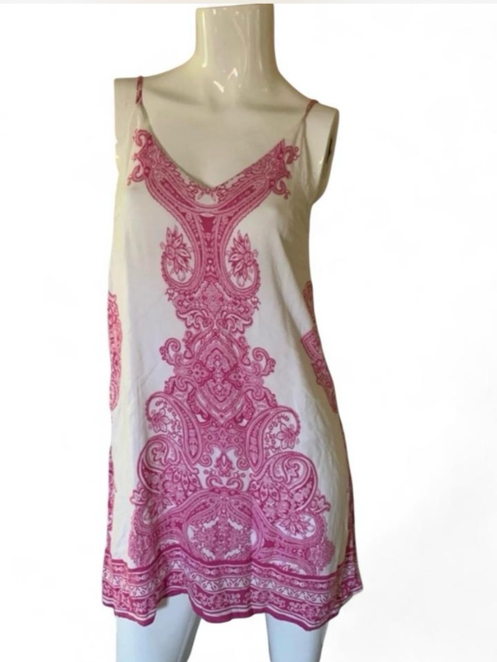 Jun & Ivy Francesca's Pink and White Paisley Patterned Mini Dress